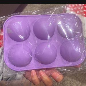 2 Chocolate bomb mold